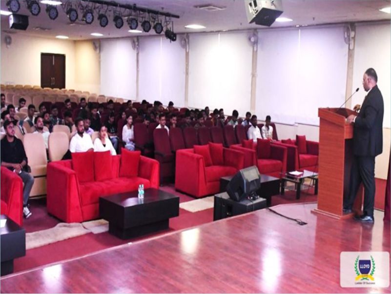financial-literacy-for-aspiring-managers